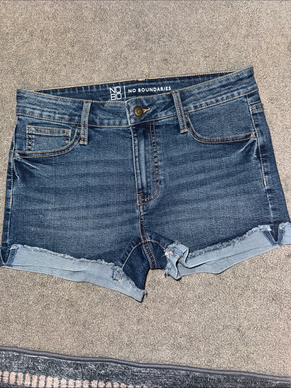 No Boundaries Jean Shorts Women Size 7 - NEW